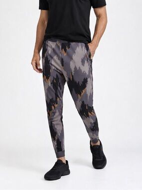 Lululemon Robert Geller Take Moment Jogger Men's Medium Camo Athletic Street